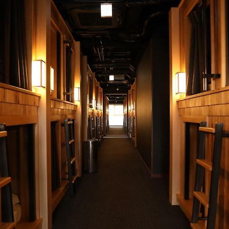 Cabin Inn Kyoto Sanjo Kawaramachi Екстериор снимка