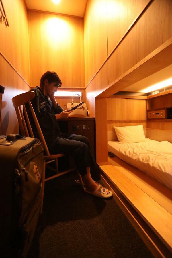 Cabin Inn Kyoto Sanjo Kawaramachi Екстериор снимка